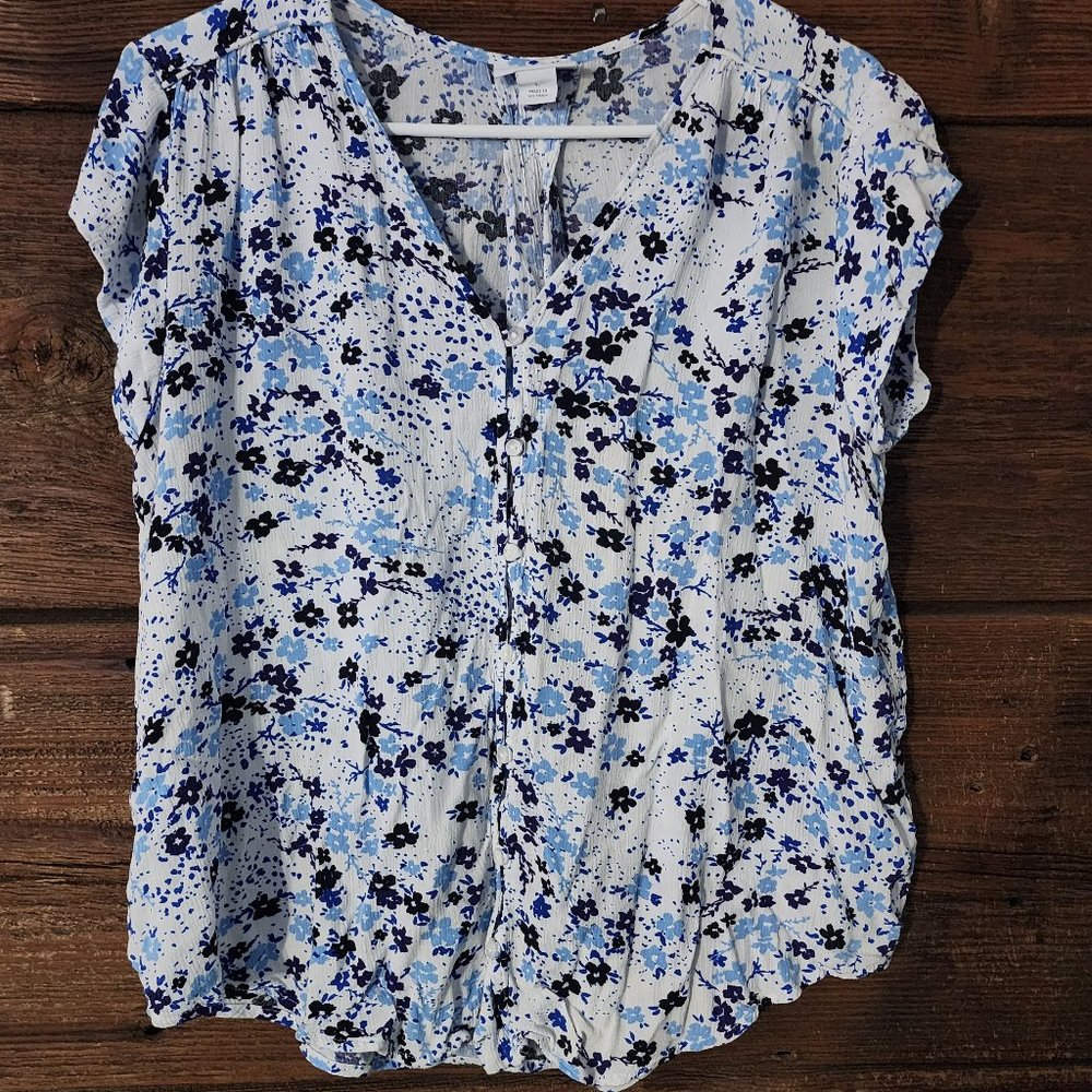 Liz Claiborne Floral Blouse